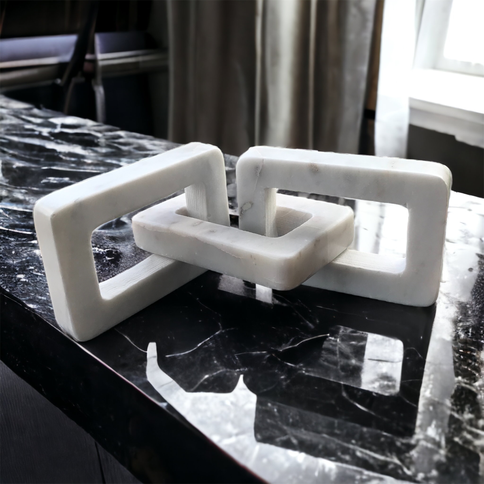 Marble 3 Link Cornered Rectangle Chain-White